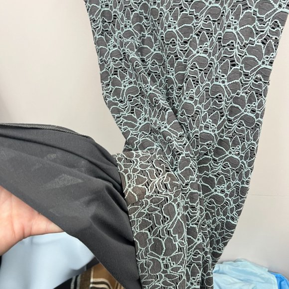 Velvet Gray and Blue Sheath Dress Stretchy Scoop Neck Short Sleeve Size Large - Picture 3 of 6